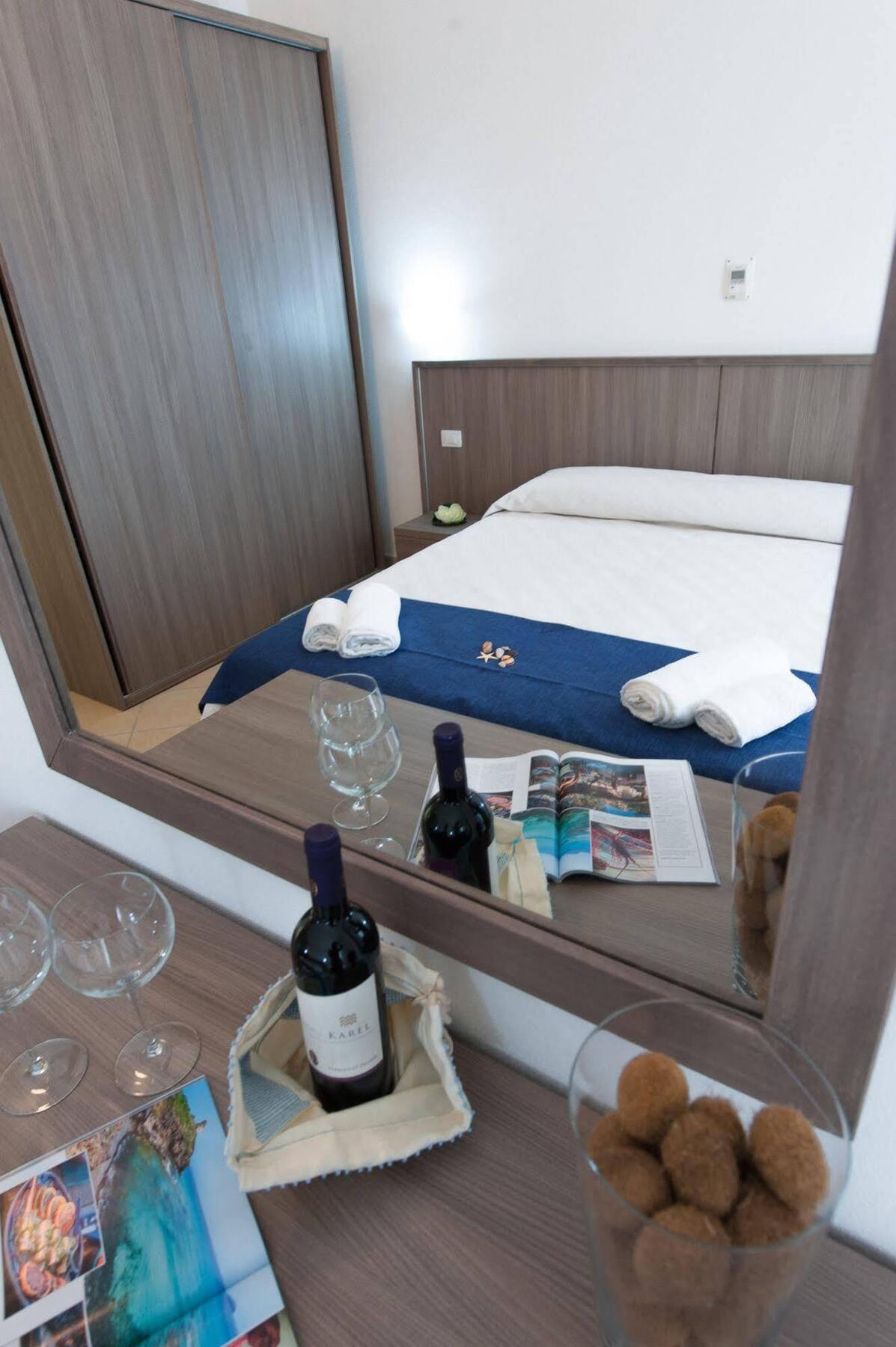 Muma Hostel Sant'Antioco Luaran gambar